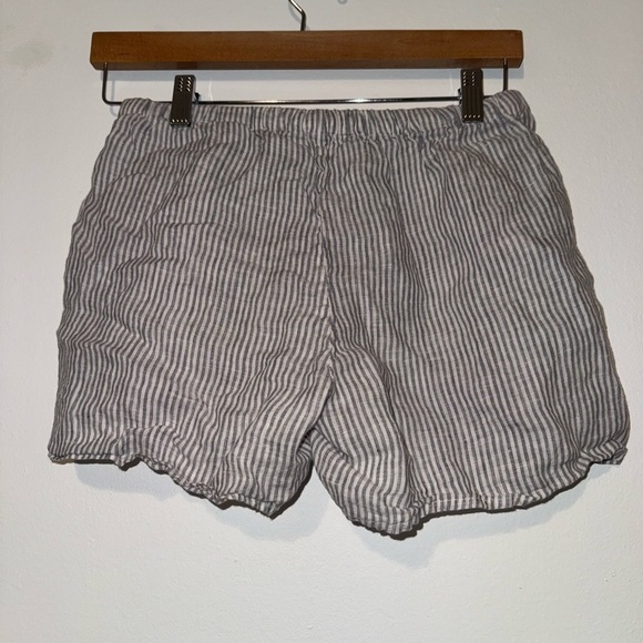 Striped Gray Long Sleeve Shirt & shorts sleep set - Picture 9 of 10
